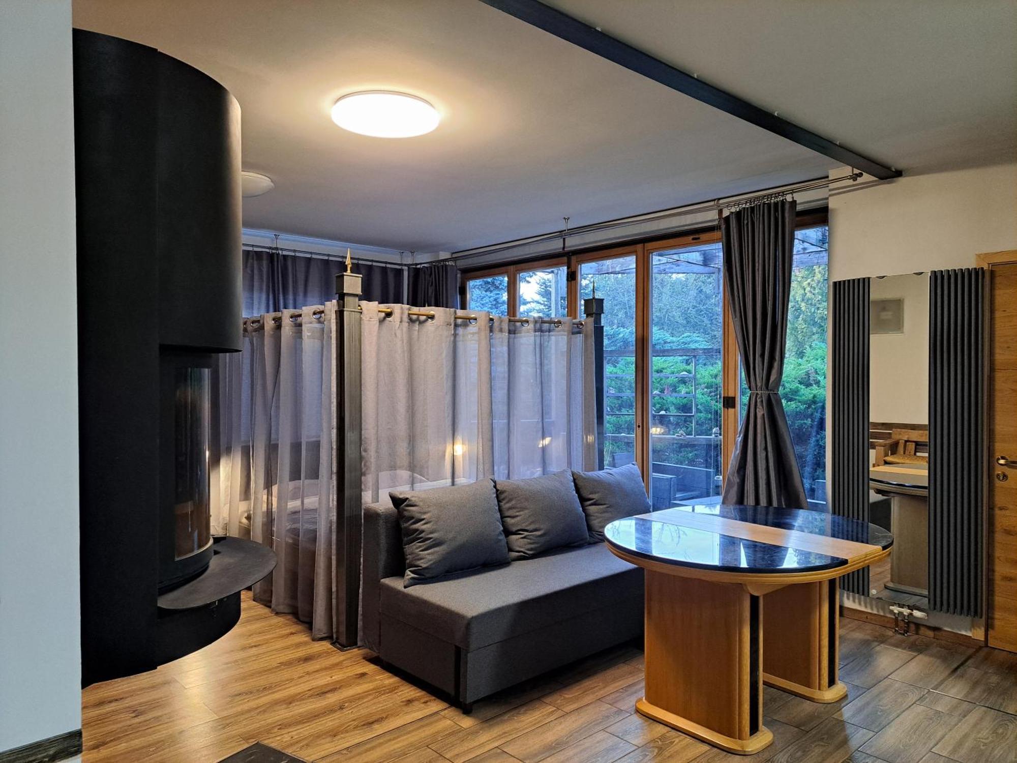 Champetre Park View Apartments Riga Esterno foto